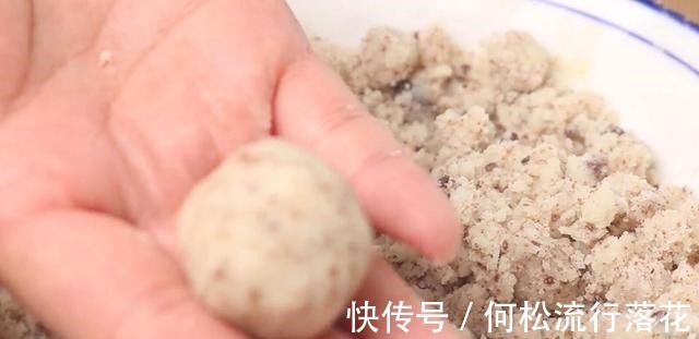 黑芝麻|平时别忘了多给孩子吃它,富含钙,加这几样简单一做,补脑长高个!