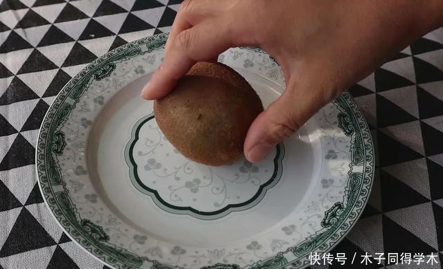 收藏|猕猴桃放锅里蒸一蒸,原来这么神奇,作用拿钱也难买,赶紧收藏吧