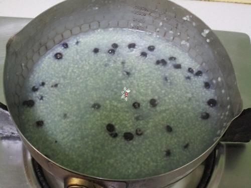 枸杞|吃黑芝麻,可以减少白发老中医白发增多不要错过这类食物