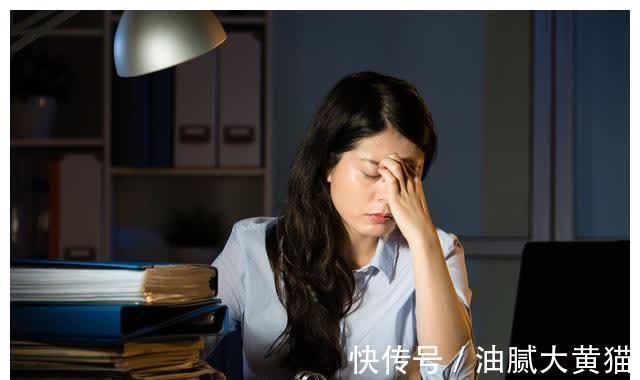 支气管扩张|长期胸闷,检查发现室性早搏,需要治疗吗?医生:还需排除冠心病