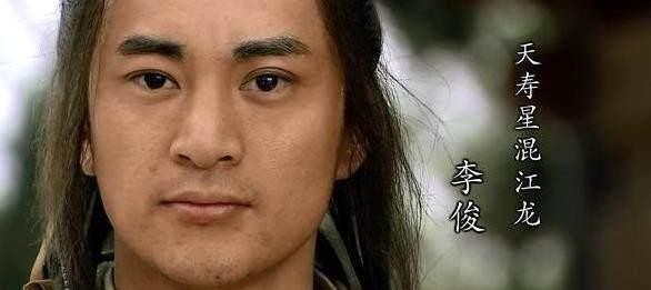 他是唯一看破梁山结局的人,装病离开了宋江,最后在海外建国称王