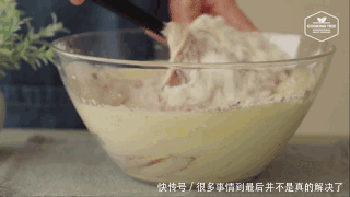 又要骗我动手做?红红甜甜的椰蓉红丝绒蛋糕