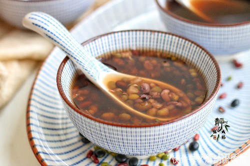 赤小豆|三伏天最好的汤,清热解暑,祛湿强身,比喝薏米水强百倍