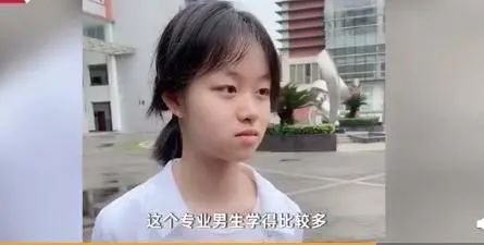 训练|汽修班“宝藏女孩”突然刷屏！技能拉满，网友：太飒了