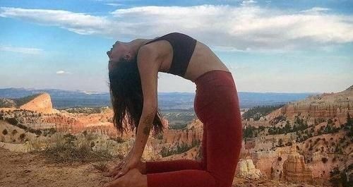 丰胸|瑜伽人超爱的后弯体式,丰胸美背,打开心轮,改善含胸驼背