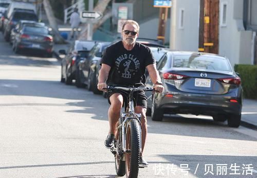 毛发|中老年人会长白发,多与这2个原因有关,得提前预防了