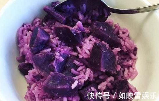 不良习惯|女性患有妇科炎症,晚饭多吃4类食物,消除子宫红肿,炎症悄悄消