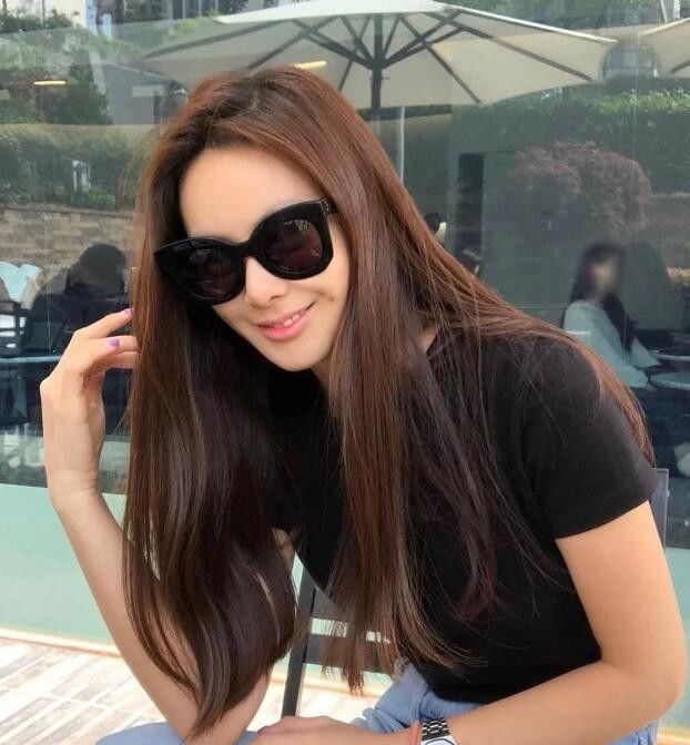 高跟鞋|有着健康肤色韩国博主 穿搭日常又有高级感