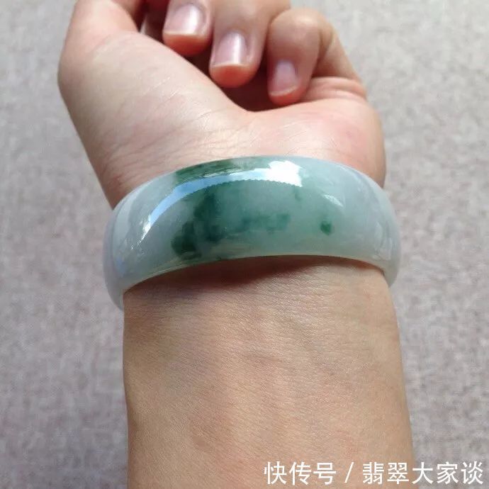  手镯|翡翠手镯那些事！这应该是最全、最详细的介绍！