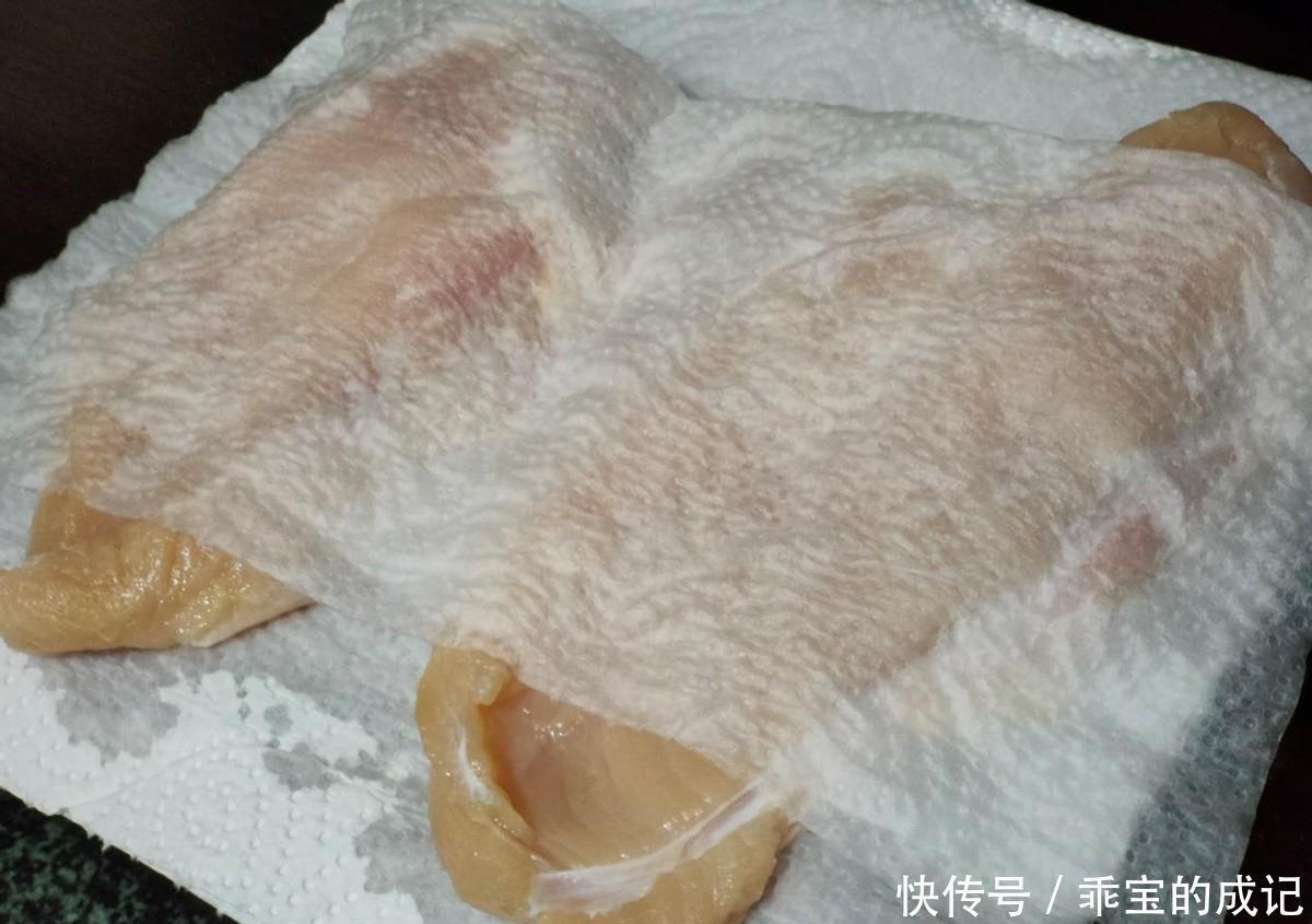 鸡胸肉|自制烤箱版的香酥鸡柳,香酥可口,食材健康,家人吃得放心