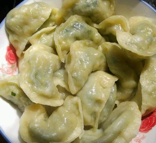 韭菜鸡蛋馅|你吃过的最好吃的饺子是什么馅的你是怎么煮饺子的