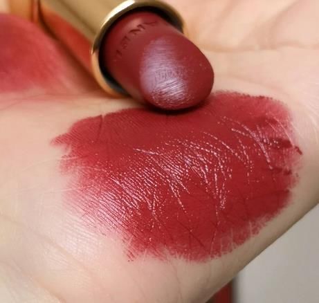 年度非常显白口红榜单：阿玛尼第一，非常后一个黄黑皮能够“闭眼入”