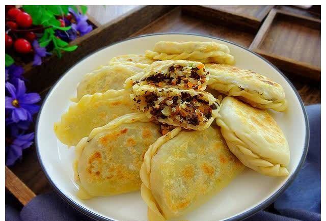 合子|春天是孩子长个的好时节,不吃肉也要吃这菜,用来做馅真香呀