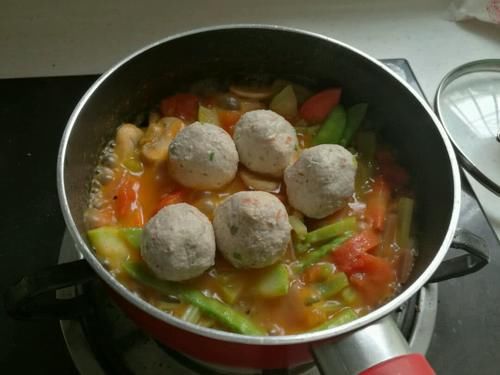 低脂又美味的鸡肉丸子，好吃不油腻，解馋下饭又不担心长胖