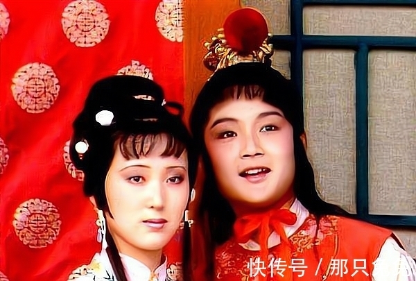 李香玉@林黛玉死后留下半本诗集,妙玉见后大吃一惊,知道好日子到头了