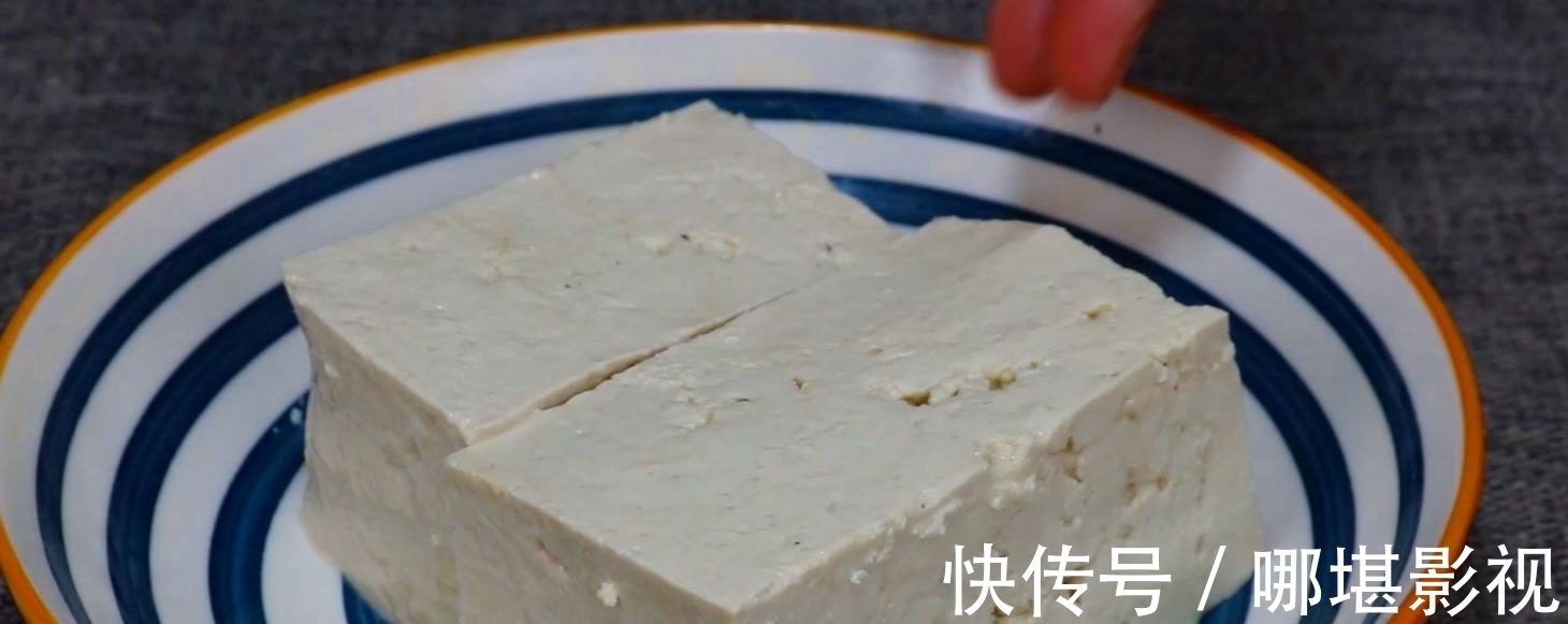比水煮鱼还好吃的豆腐新做法，饭店吃不到，老婆三天两头点名吃