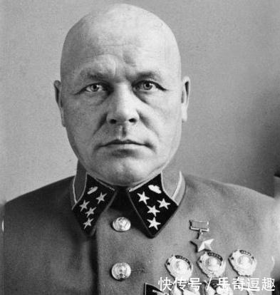苏联|二战时期,正值用人之际的斯大林,为何要处决巴甫洛夫大将