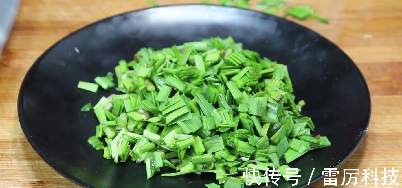 分享一种豆腐吃法,看着流口水,拿肉都不换,吃一次就念念不忘