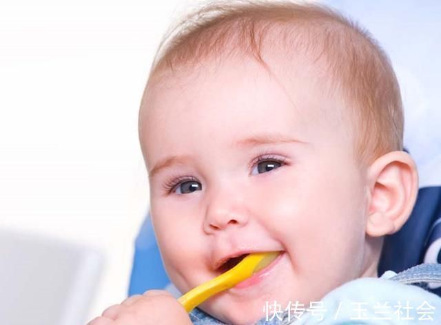 孩子|16个小时“拉丝”手术,用坏6把异物钳!心疼,3岁女孩胃里取出两袋头发