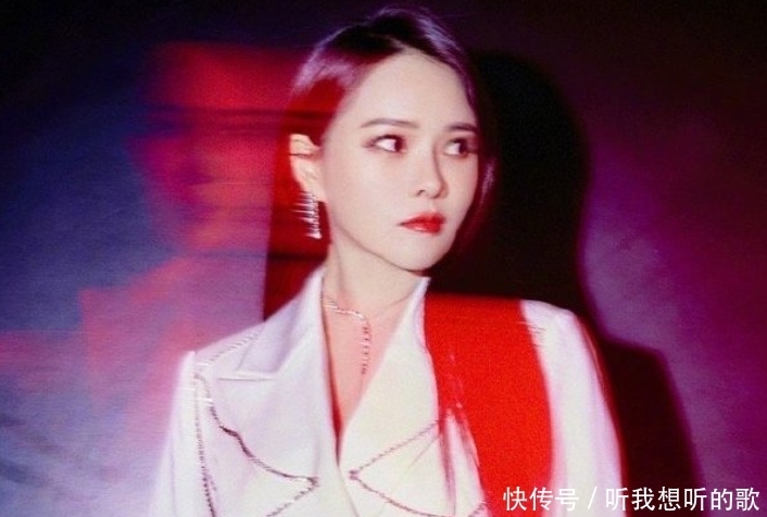 谭松韵 又一爆款美食综艺来袭,杨超越被曝已定,“以家”兄妹有望合体!