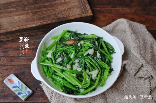 惊蛰|此菜不贵营养好,现在吃正是时候,贫血头晕的人,尤其要多吃