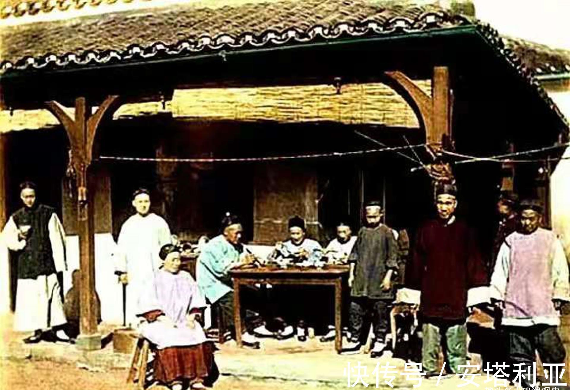 秀才$清代奇案:少女自缢,开棺验尸身下竟现死婴,巡抚断案道破原委