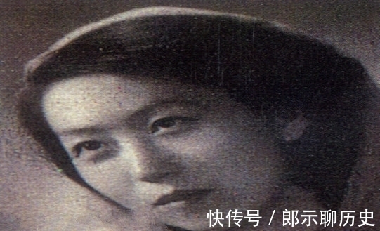 现世安稳|一代才女张爱玲老照片:可以从中看出她一身清高,再到悲悯的结局