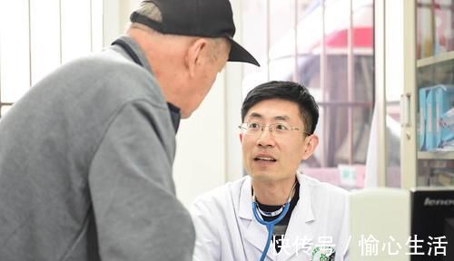 静脉|泡脚也会伤身?这3类人泡脚,纯粹自己找罪受