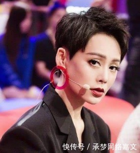 普罗大众 嫌弃航空餐,剧组骂导演,怼天怼地的宁静,却把温柔给了他