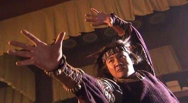 乔峰@北乔峰南慕容之间的差距有多大 扫地僧在藏经阁一语道破真相!