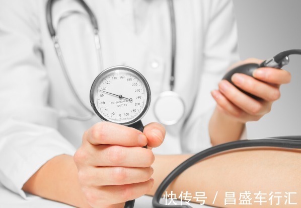 服用降压药|高血压患者长期吃药会有什么结果?中国320万人分析给你答案