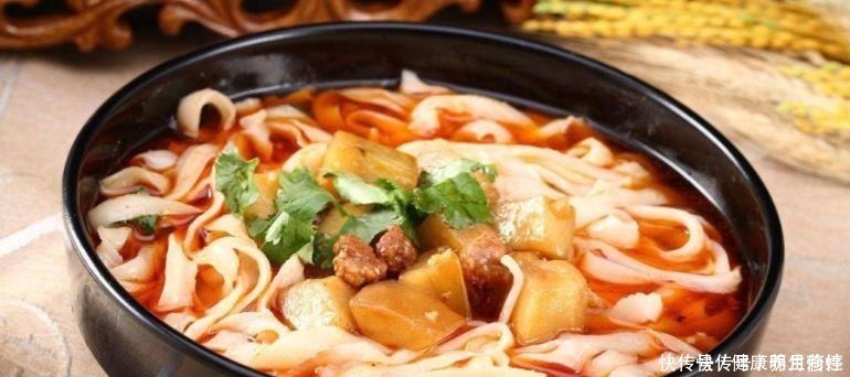 我国“最好吃”的5碗面,南方2碗,北方2碗,最后1碗出乎意料