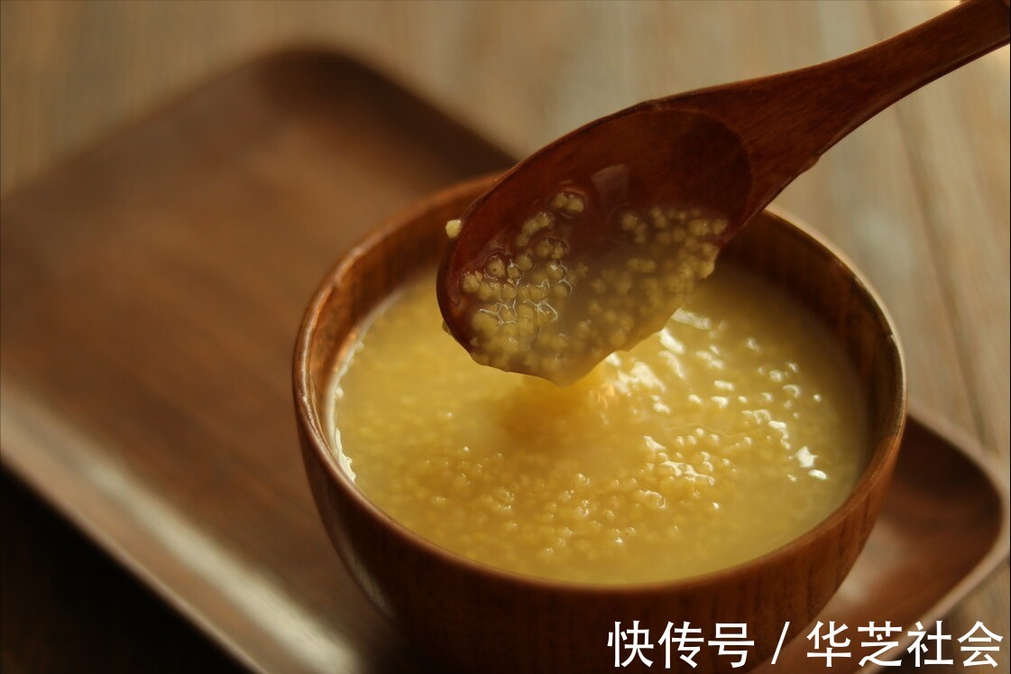 食用油|熬小米粥,只会用水煮就错了,多做2个步骤,米粥香浓,米油多