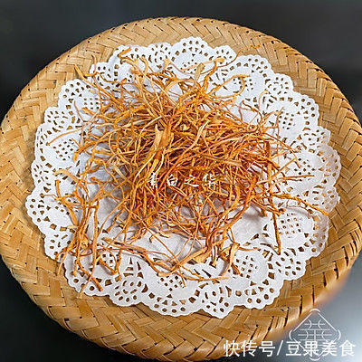 玉珠|玉珠归巢 虫草花和鸡头米搭配的纯净素食