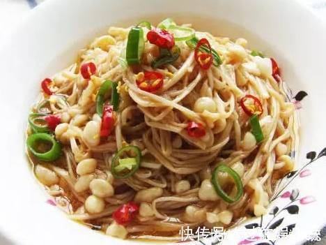 针菇|儿子就爱吃我做的金针菇,每次都能吃一盘,做法又快又简单