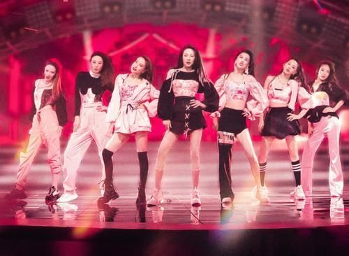 芒果台新综艺搞事情，帮助5位女星公开征婚，张雨绮也将参加？