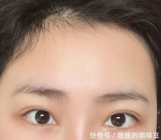 美人胚|如果你脸上有这几个特征,说明你是天然美人胚,淡妆出门就很美