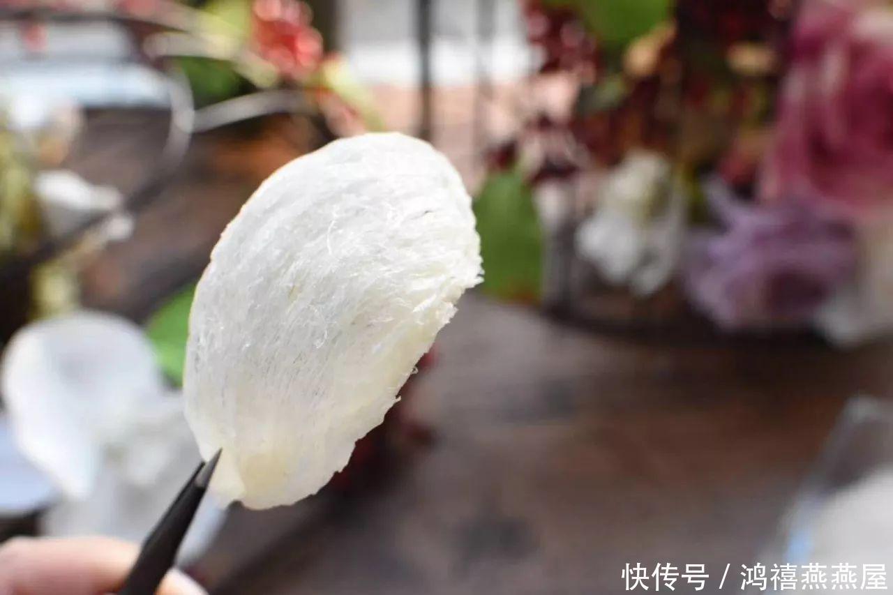 从小到大都在追求美的路上，盘点女性吃燕窝的五个黄金时期！