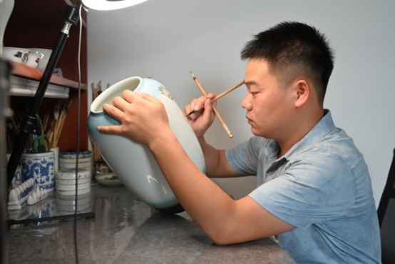艺术创作&独具匠心 邱建军 著名陶瓷艺术家作品展