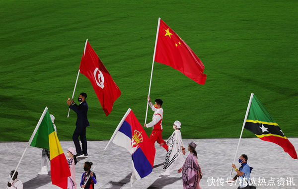 体育|2020东京奥运会闭幕式举行 苏炳添担任中国体育代表团旗手