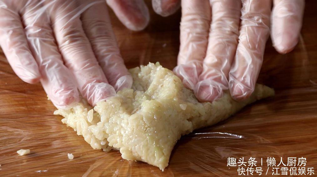 外酥|白粽子别只知道蘸白糖吃,试试新吃法,外酥里糯,越吃越香