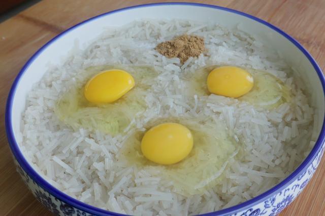 妈妈用30年的炸丸子做法,不加一滴水,吃起来嘎嘣脆,放凉也不硬