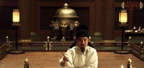 更是|杜甫歌颂诸葛孔明,挥笔写下一首千古绝唱,其中两句更是世人皆知