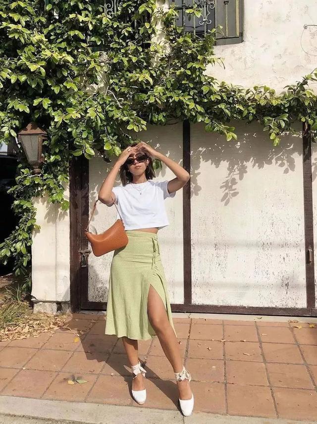 草编鞋 完爆小白鞋!这双神仙凉鞋跪求你买,巨显腿长