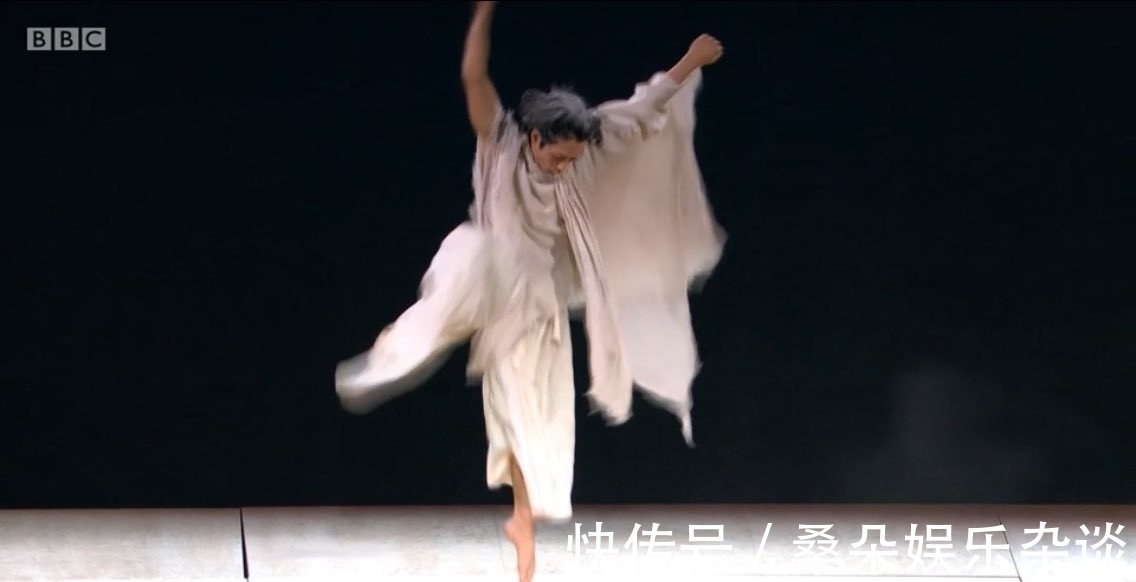 舞蹈|东京奥运开幕式舞蹈阴森可怕像鬼片,网友:贞子既视感真是重口味