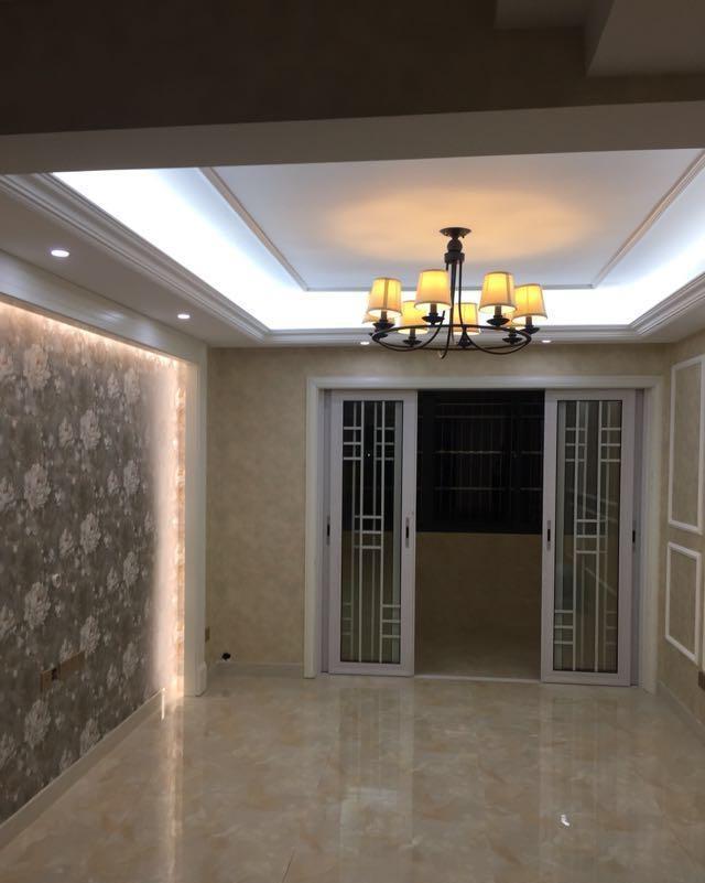 灯饰|新房硬装忙活了几个月,到底是白墙好还是壁纸好,被朋友一直吐槽