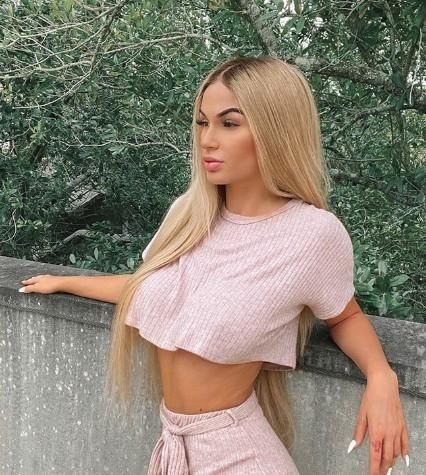 身材|健美是她的激情所在，她能吸引粉丝，不仅仅靠身材哦