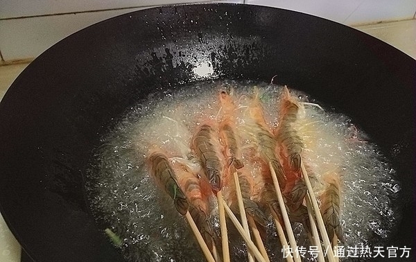 订单|商家接了200元烧烤外卖,订单备注成亮点,网友:原来还能这样