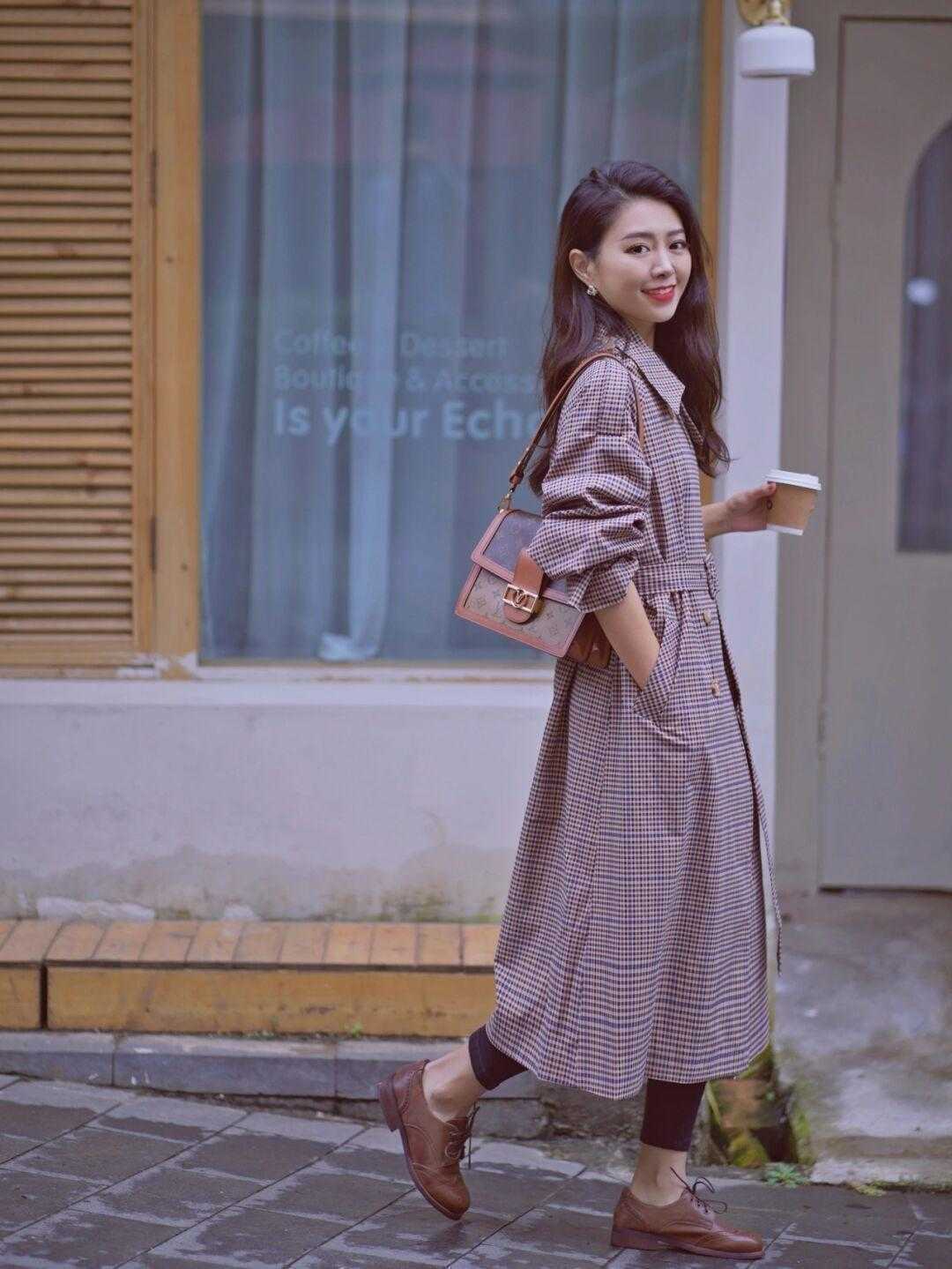 懒人|不费脑子的穿搭来了,这样穿照搬都很美,懒人穿搭高级又优雅