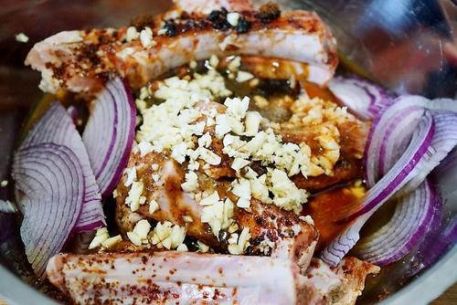  鲜嫩|猪肉价格一下降，我和家人就爱这样吃烤猪排，鲜嫩多汁香而不腻